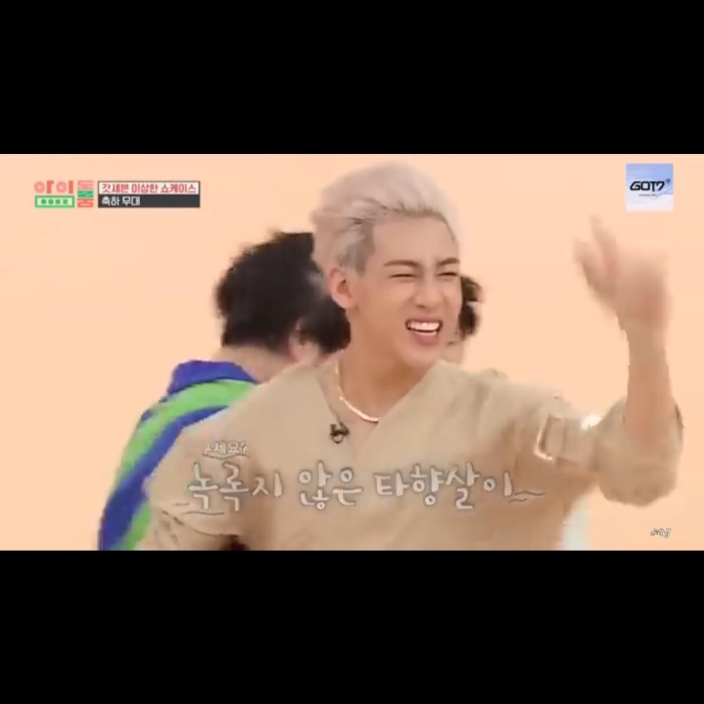 Meet your Posher, Alexus